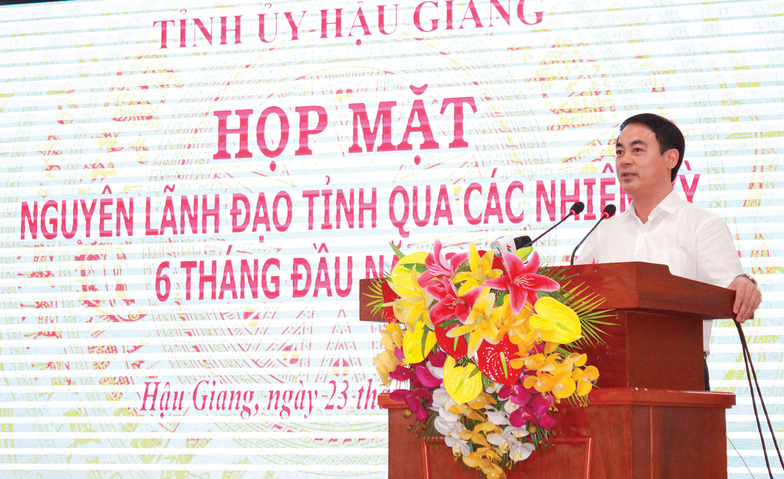 Đồng chí Nghiêm Xuân Thành - Ủy viên Trung ương Đảng, Bí thư Tỉnh ủy Hậu Giang tại buổi họp mặt Nguyên lãnh đạo tỉnh uqa các thời kỳ.